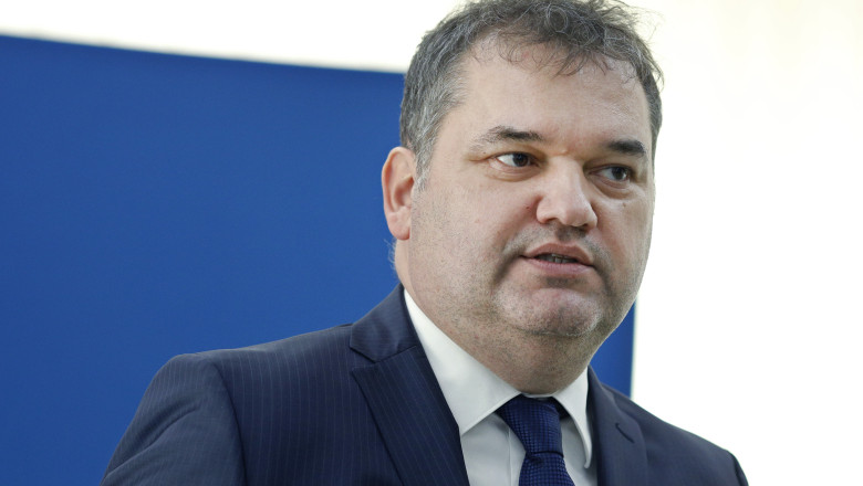 cseke attila anunta ca vor fi taiate 40 000 de posturi in administratia locala impactul financiar este de 22 miliarde de lei anual 689a49b1dea94