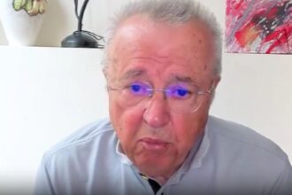 ion cristoiu il defiinteaza pe presedinte se decide soarta lumii nicusor dan isi pune frunze in cap 68a757657ccfd