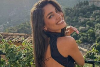 mira super sexy in cea mai recenta destinatie de vacanta traind la dolce vita tinuta cu care si a pus pe jar admiratorii 68b08748f056e