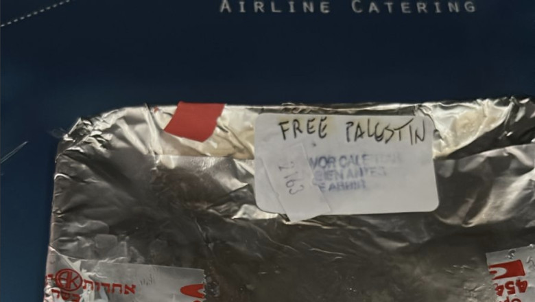 pasagerii evrei ai unui zbor iberia s au trezit cu sloganul free palestine in tava cu mancare cuser 6891ce8b62022
