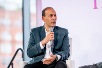 poshmark ceo and founder to step down 689a48419acf3