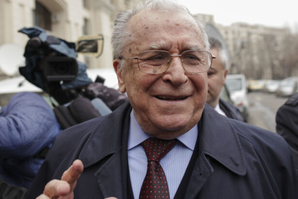 psd la moartea lui ion iliescu a avut curajul de a l infrunta pe ceausescu 68922bf873837