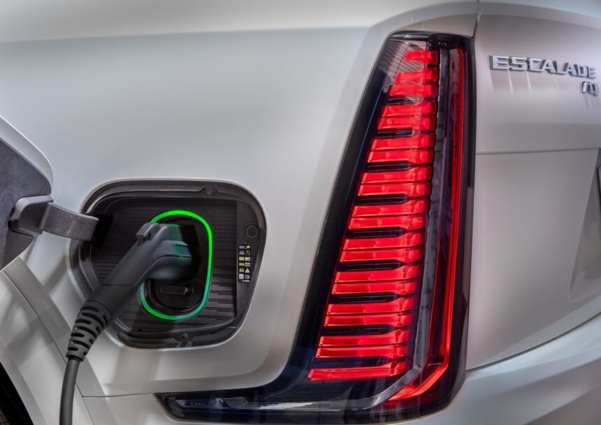 techcrunch mobility a new speed bump for ev owners and waymos robotaxi fleet surpasses 2000 68b4741f41490