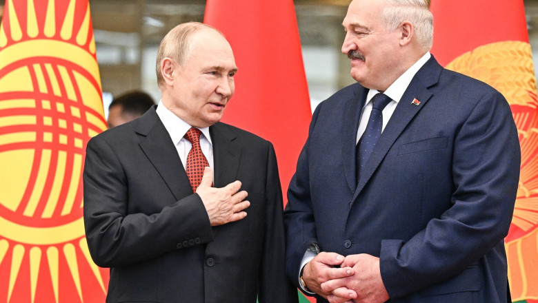 video e lent pentru ca ii pasa aleksandr lukasenko crede ca pornirile umanitare ale lui putin franeaza avansul militar rus in ucraina 6890e7e6d3ded