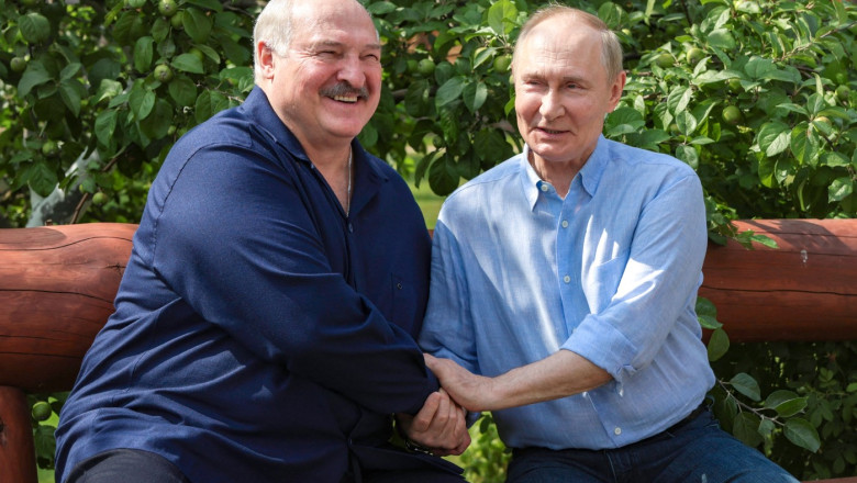 video putin il contrazice pe lukasenko rusia nu ocupa teritorii in ucraina ci recupereaza ce este al ei 688d14dc75f26