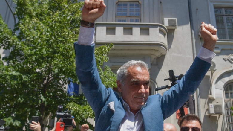 zi importanta pentru calin georgescu liderul suveranistilor afla luni daca scapa de controlul judiciar sustinatorii se mobilizeaza pe retelele de socializare 68b4700b6840c
