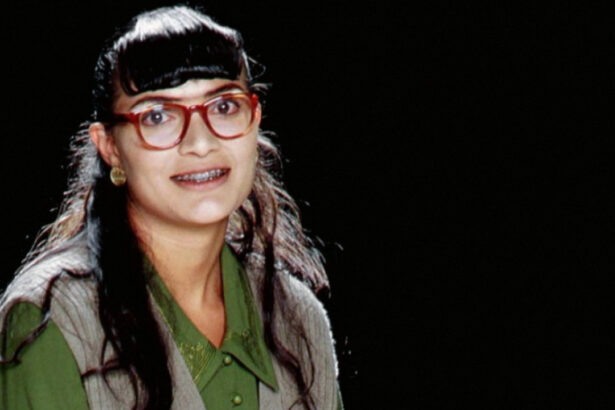 betty cea urata a implinit 50 de ani schimbarea radicala a actritei ana maria orozco 68cfd07c9b657