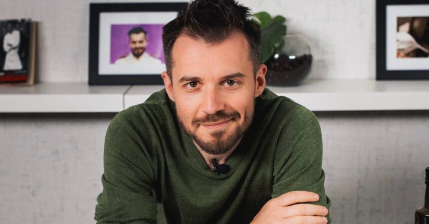 cum sa faci paella catalana de te lingi pe degete care sunt secretele lui horia manea pentru aceasta mancare ce familie frumoasa are chef ul 68c3d96681dd8
