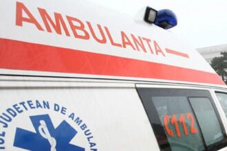 fetita de 4 ani lovita in plin de o masina pe o strada din municipiul sebes ar fi incercat sa traverseze prin loc nepermis 68cc265006d84