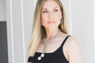 gestul impresionant pe care tily niculae l a facut pentru femeia care face curatenie in blocul unde locuieste un exemplu de viata 68cfe6fe0d937