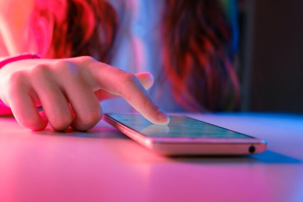 how to turn off autoplay on your social media feeds 68c1e86974b15