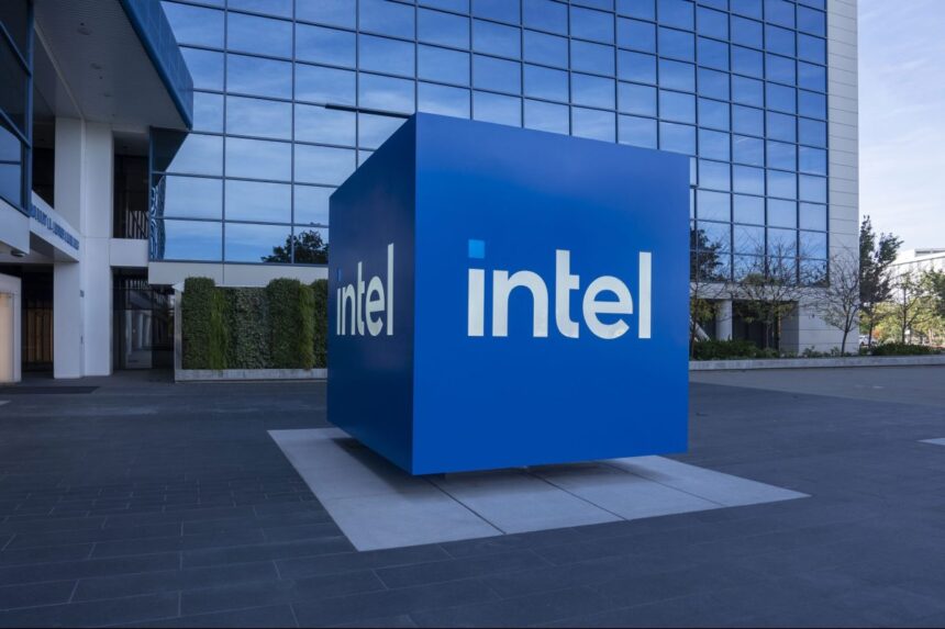 intels chief executive of products departs among other leadership changes 68bf65af2b9c8 2