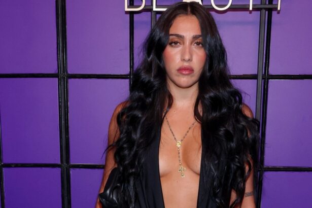 lourdes leon decolteu pana la buric fiica madonnei a atras toate privirile 68c32b11173ea