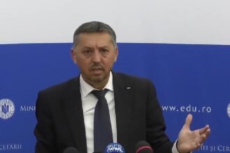 ministrul educatiei ii sfideaza in continuare pe profesori scoala este in primul rand a copiilor asa ca ii asteptam luni impreuna cu parintii 68bd739e98e0c