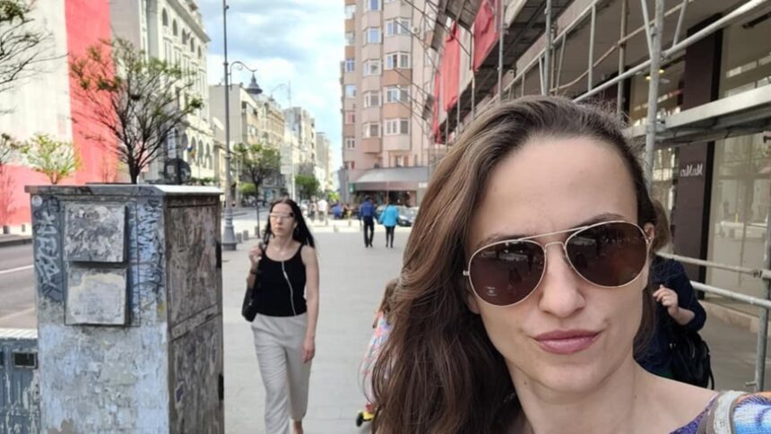 oana toiu de la ridicol la macabru a sters postarea in care condamna asasinarea lui charlie kirk apoi a repostat o totul in timp ce donald trump ii aduce un ultim omagiu activistului 68d056cb3f74b