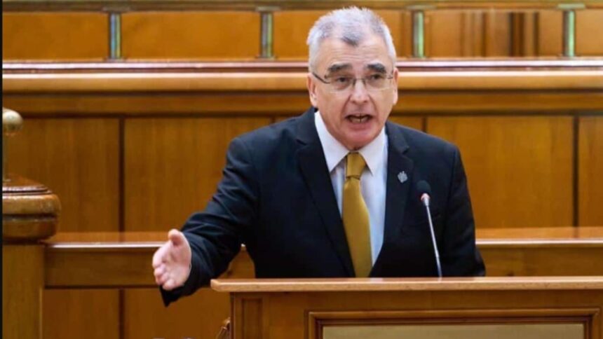 petrisor peiu aur face scoala cu bolojan nu catavencu e autorul ci farfuridi 68bd98a5b7869