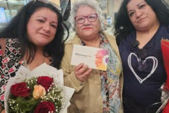reuniune emotionanta dupa 45 de ani o mama si a regasit fiicele gemene adoptate ilegal in italia 68cd7a1bab65f