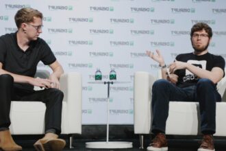 the blueprint for lasting companies and communities with discords jason citron and campuswires tade oyerinde at techcrunch disrupt 2025 68baf44232385