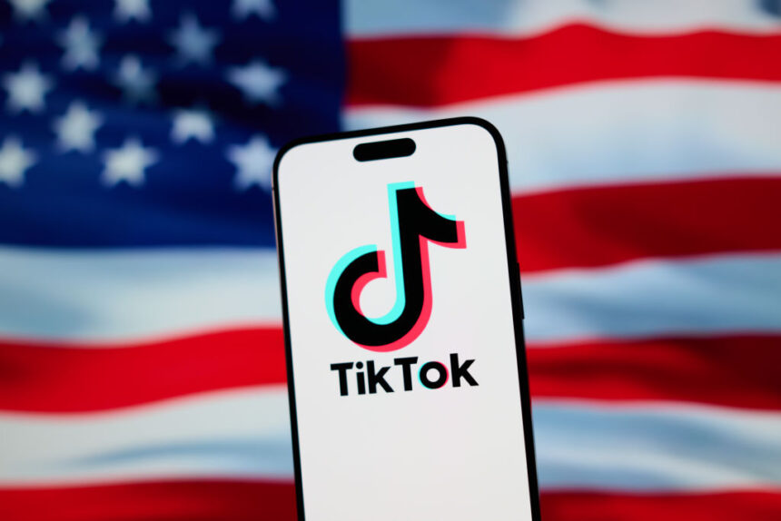 trump says lachlan and rupert murdoch might invest in tiktok deal 68d0560d15232