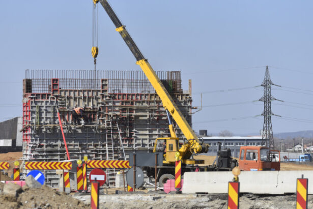 analiza mai multe autorizatii de construire in 2025 dar proiecte mai mici expert nu inseamna o revenire completa a pietei 6929a85e3f381