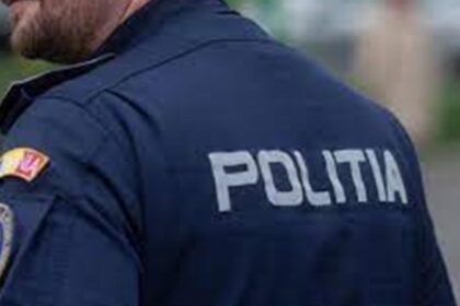 femeie batuta crunt cu pumnii in fata de catre partener individul i a pus si cutitul la gat 6929c92556202